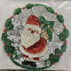 Leewards Santa Wreath Sequin Applique Beaded Christmas Holiday New